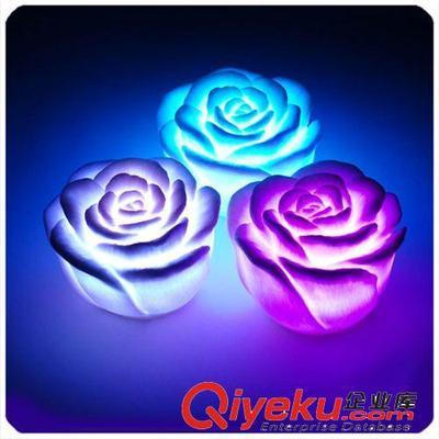 搪胶灯具 发光灯具 玫瑰形状 LED灯具 厂家直销-深圳荣汇光电提供搪胶灯具 发光灯具 玫瑰形状 LED灯具 厂家直销的相关介绍、产品、服务、图片、价格深圳荣汇光电、发光冰块;发光泡沫棒;闪字风扇;USB风扇;防水蜡烛灯;发光眼镜;发光胸章;发光杯贴;发光杯子;发光冰桶;发光调酒棒;发光花环;发光衣服;发光鞋带;发光风扇
